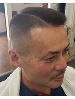 カトウ(Hair Studio KATO) シンサイ刈りパート部分ラインあり