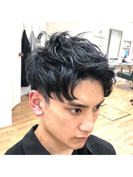 アクルヘアーバイテソロ(AKUR hair by tesoro) スタイリッシュショート