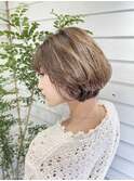 イメチェン大人レイヤーボブホワイトアッシュ
