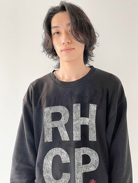 アカ(ACA) 刈り上げ　バーバー　パーマ　マッシュ　ツイスト　スパイラル