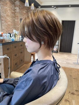 バンプ ギンザ(BUMP GINZA) 《30代40代》白髪ぼかしハイライト×前下がりボブ【イケダ】