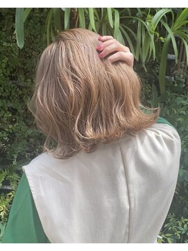 ノイズ エコル(Hair&Make NOISM ekolu ) 透け感たっぷりベージュカラー