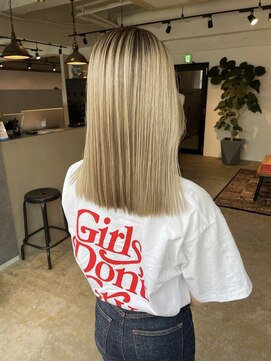 メリー オオサカ(Merly Osaka) blond balayage_natural beige_