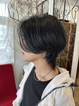 ヘアーサロン ディ アイ ジー ソル(Hair Salon D.I.G sol) 前下がりハンサムショート
