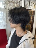 前下がりハンサムショート