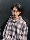 メンズセンターパートコンマヘア
