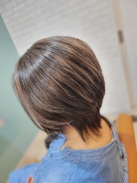 マフユ(MAFUYU) 白髪ぼかしカラー/Hair Stylist MAFUYU