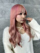 ルイス(L'wis)&nbsp;LeSserafim宮脇咲良さん風エクステピンクロングレイヤーヘア