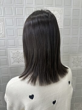 トリエラ 池袋(TRIELA) ダークアッシュダークグレー