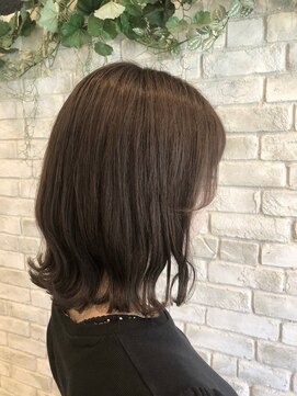 クロエバイラヴィズム 長岡旭岡店(CLOE) オリーブグレージュ