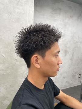 アポロ 横浜駅店(apollo) ツイストパーマ  束感ショート 波巻パーマ メンズショート