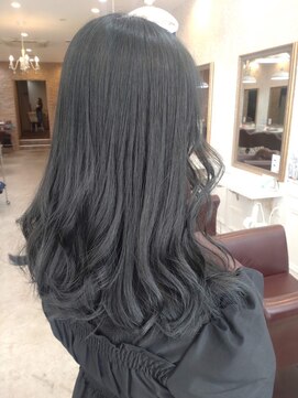 クロエバイラヴィズム 三条店(CLOE by LUVISM) ダークグレージュカラー