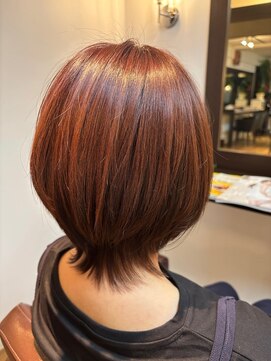 ラヴィッシュ(Ravish) ピンクブラウンの丸みショート