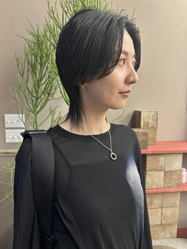 フェンヘアーアイス 中目黒(Fen.hair ici) ウルフカットひし形黒髪前髪なし20代30代