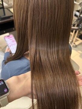 黒髪/クラゲヘアー/オリーブグレー/小顔/ココアベージュ/富里