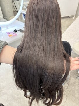 アイヴィ 表参道(IVY) ブリーチなしダブルカラー透明感グレージュ