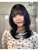 レイヤーカットで中顔面短縮叶います　小顔効果抜群