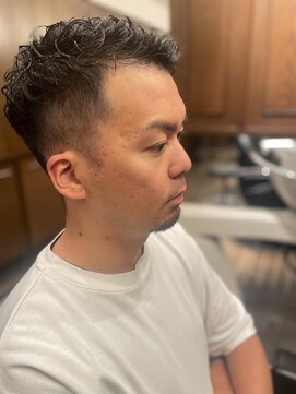 ザバーバー 青山(THE BARBER) フェードパーマ