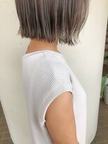 ヘアーリゾートレガロ 八尾店(Hair Resort regalo)&nbsp;極細ハイライト×切りっぱなしボブ