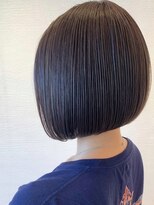 前下がりボブ