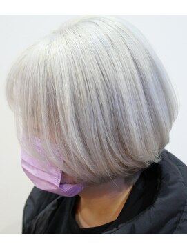 ネオンヘアー(neon hair) ☆ホワイト☆ブリーチ2回以上目安☆