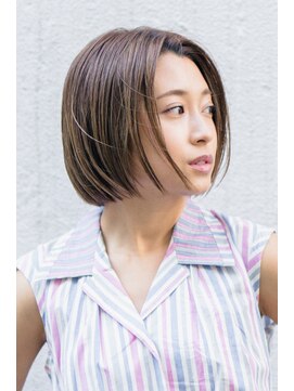 ピズム(PISM) 切りっぱなし前髪センターパートボブ/アースカラー