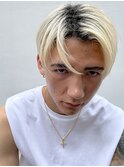 マッシュショートハイトーンカラーブリーチカラー札幌大通