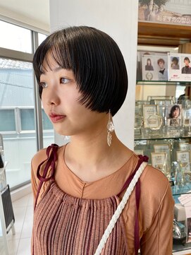 ビファインクーアヴェダ(Be fine coo AVEDA) コンパクトな前上がりショートボブ♪♪