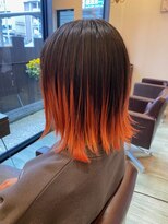 オリオリ(OliOli)&nbsp;オレンジグラデーション×外ハネスタイル