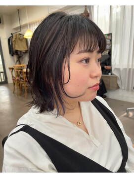 ユノ(juno) 【中目黒】ミディアムレイヤーのインナーカラー☆