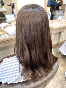 アルターリール(aL ter Rire) カール/セミディ/シアーカラー/姫カット/鎌取/中村郁未