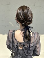 ドルチェ(dolce)&nbsp;ローポニー　お呼ばれヘア　大人アレンジ　結婚式　パーティヘア