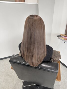 ハイライト 鳥取市店 ブリーチダブルカラー〈白髪ぼかし〉〈白髪染め〉〈鳥取市〉