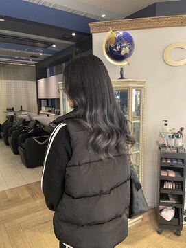 コワファースト 大分(COIFF1RST) ブルージュカラー