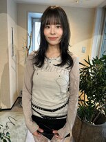 ユヌ(Une)&nbsp;kotaro ダークオリーブとハイレイヤー