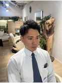30代大人メンズヘア黒髪ショート短髪アップバングビジネスヘア