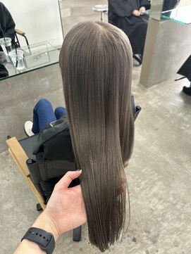 ノートエートル 西金沢(Nought etre) ケアブリーチ/ハイトーンカラー/グレージュ/ツヤ髪スタイル