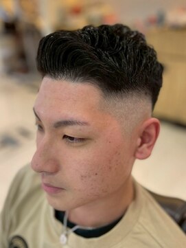 men's barber Trust〈理容室行徳店〉【メンズ バーバー トラスト】 濡れパン/緩パン　フェード・スキンフェード［行徳/市川］