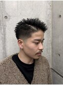 黒髪フェードアップバングミドルフェードスパイキーショート
