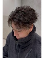 ノイ(NOI)&nbsp;シャドウパーマ波巻きツイスパフェザーパーマ眉毛カット札幌大通