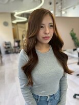 クク(coucou) 透明感抜群の高発色カラーで叶えるアッシュベージュ