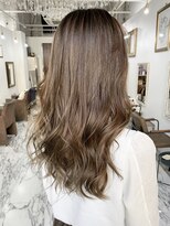 ナイン 麻布十番(NINE)&nbsp;ローライト・ハイトーンのミルクティベージュ