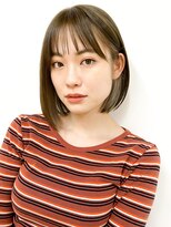 ミィ 表参道(mee.)&nbsp;【mee.】オオニシ　前髪　イヤリングカラー　ボブ　ベージュ