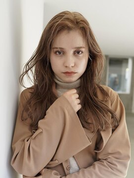 ログ オモテサンドウ(L.O.G OMOTESANDO) ナチュラルアッシュレイヤー