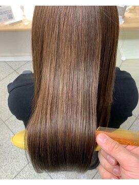 雨とランプ 髪質改善『ヘアエステ』【雨とランプ 縮毛矯正 琴似　髪質改善】