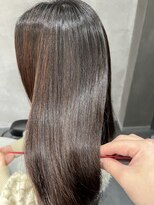 レーヴ(reve)&nbsp;髪質改善酸性ストレートで-10歳！吹田/イルミナ/髪質改善