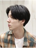 黒髪ソフトツーブロック刈り上げないセンターパート