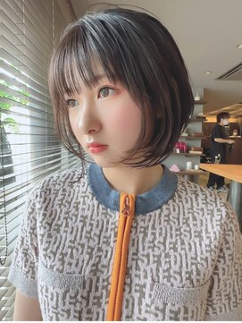 ロンドローズ 名古屋(Lond damaskRose) おくれ毛で洒落ミニボブ