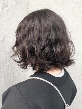 アチェロ(ACERO) 個性派パーマ