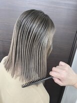 ヴィフ 大船(VIF)&nbsp;バレイヤージュ/ハイライト/ダブルカラー/ケアブリーチ/ボブ